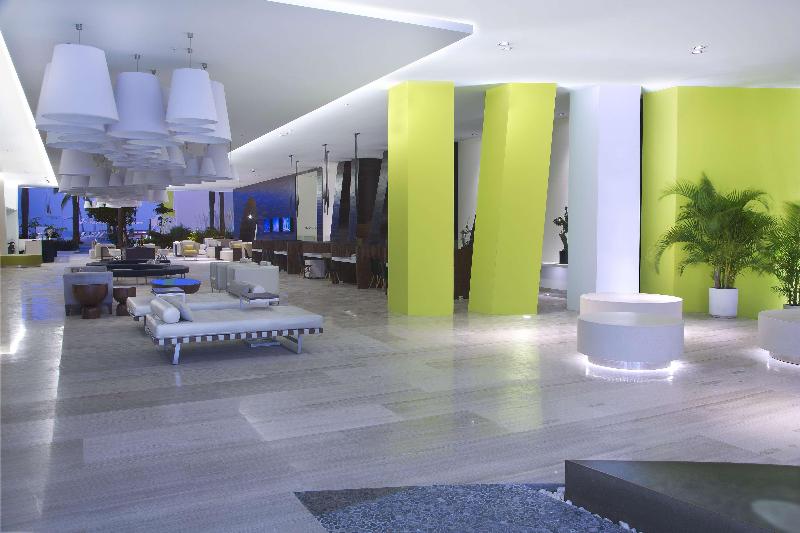 リゾートホテル Krystal Grand Puerto Vallarta