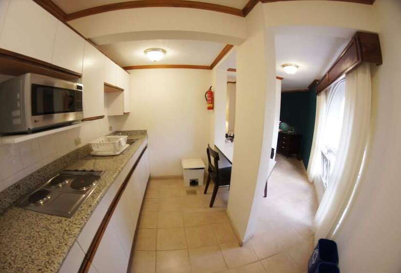 Apartotel & Suites Villas Del Rio