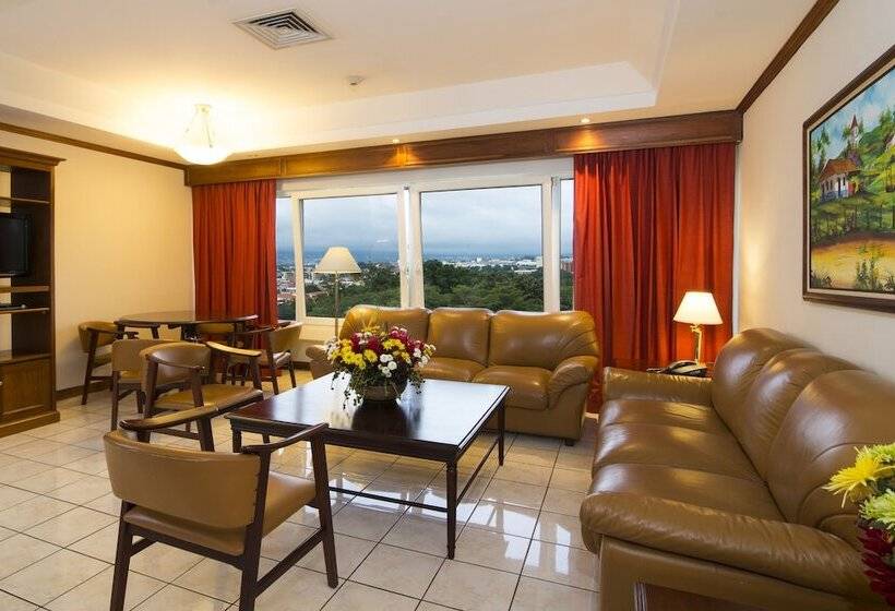 Apartotel & Suites Villas Del Rio