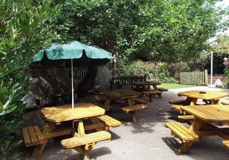 민박 The King S Head