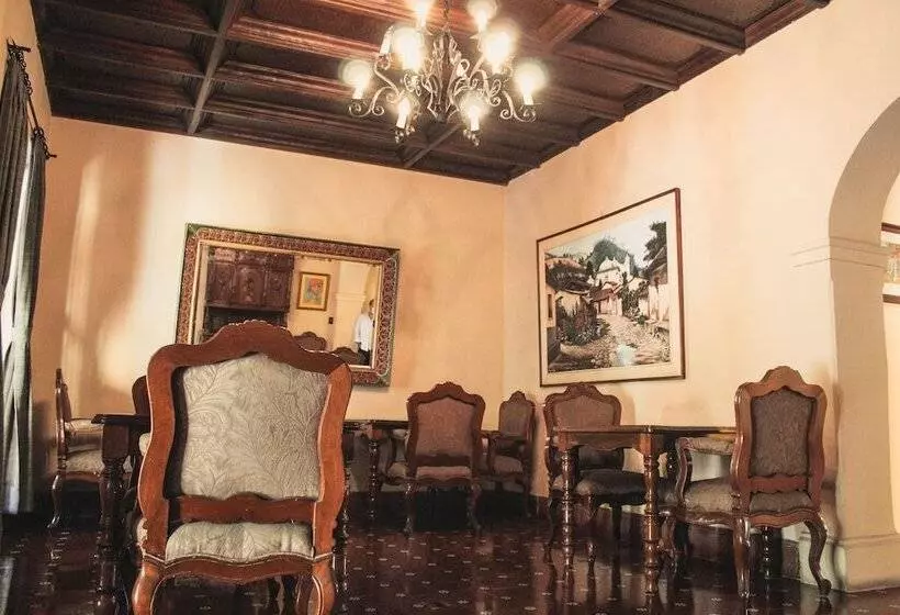 Casa Carmel Bed & Breakfast