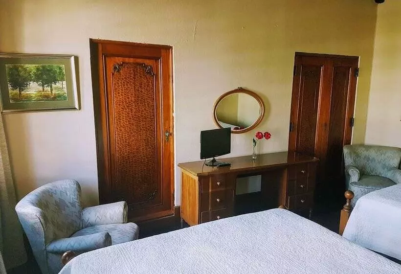 Casa Carmel Bed & Breakfast