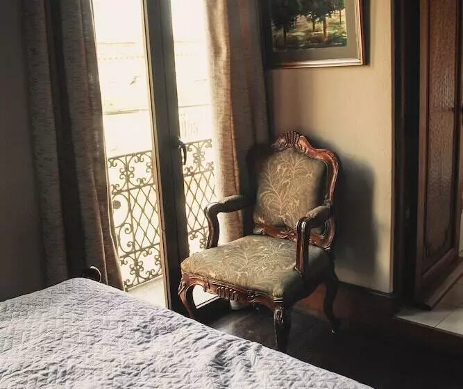 Casa Carmel Bed & Breakfast
