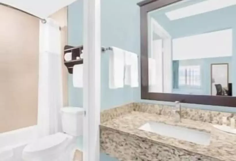 هتل Americas Best Value Inn Bishop Kingsville