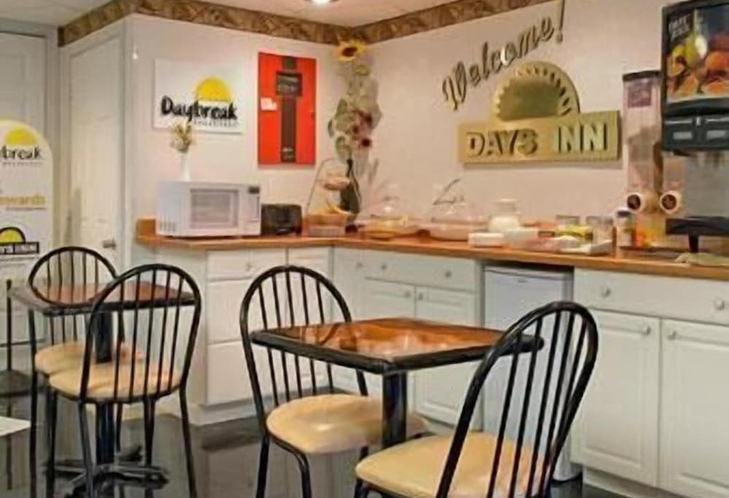 فندق Days Inn By Wyndham Ridgefield