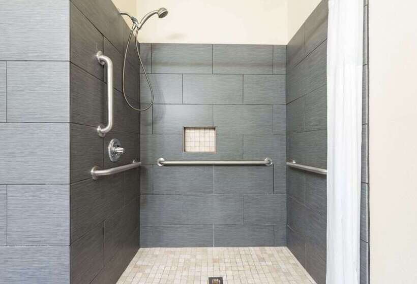 فندق Days Inn & Suites By Wyndham Prattville Montgomery