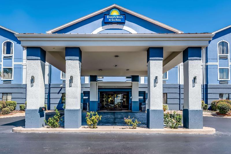فندق Days Inn & Suites By Wyndham Prattville Montgomery