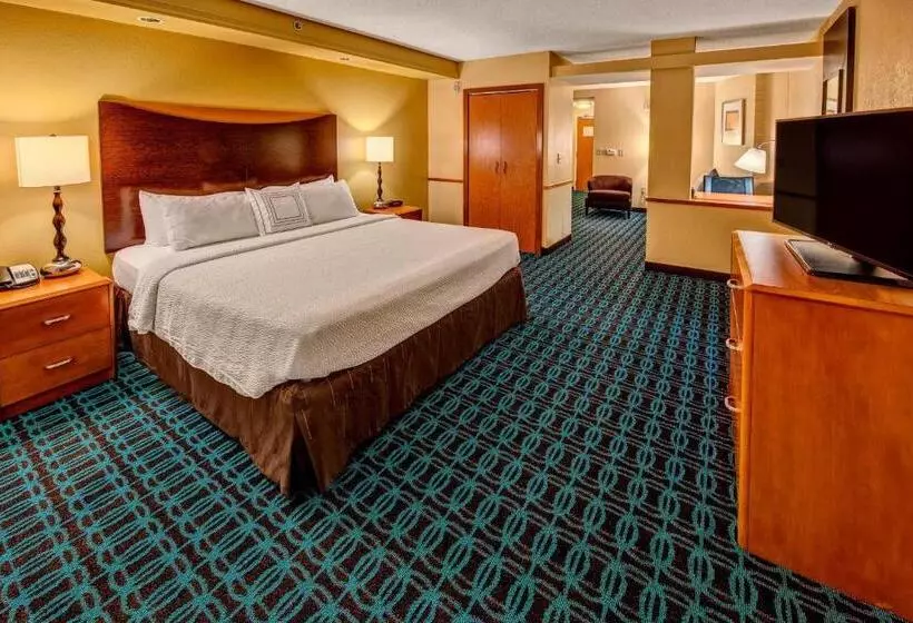 Отель Fairfield Inn & Suites Memphis Olive Branch