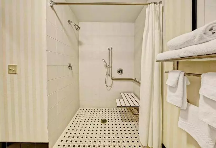 Отель Fairfield Inn & Suites Memphis Olive Branch