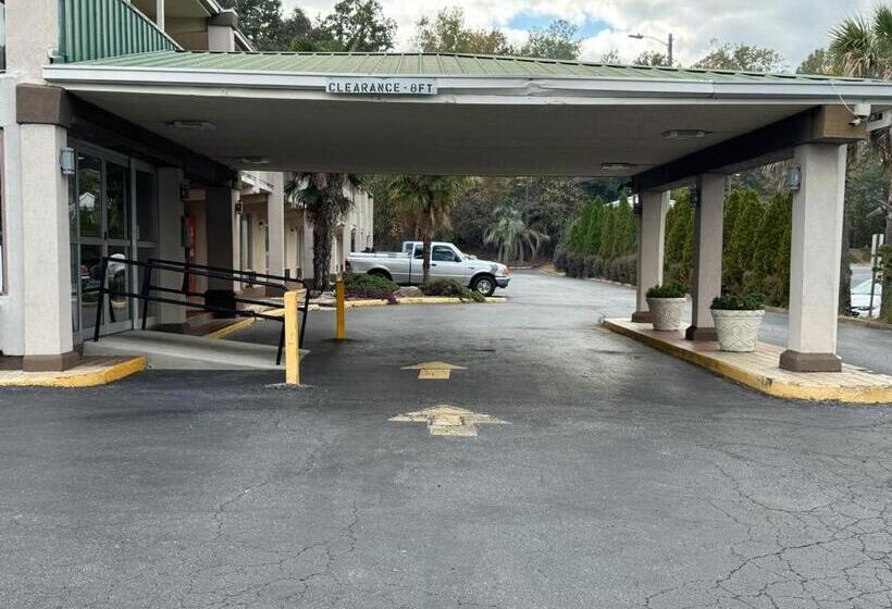 فندق Heritage Inn