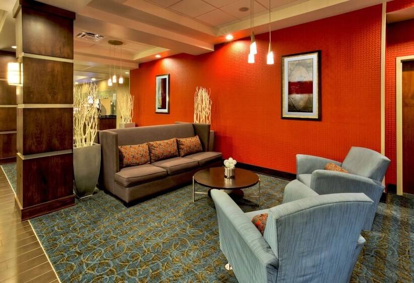 Отель Holiday Inn Express & Suites Oak Ridge, An Ihg