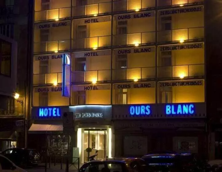 Hotel Ours Blanc  Place Victor Hugo