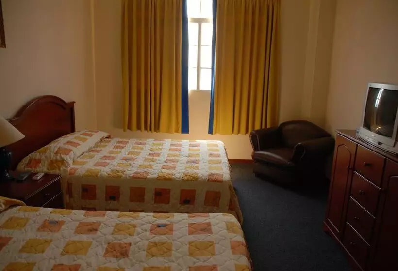 هتل Pacific Sunrise