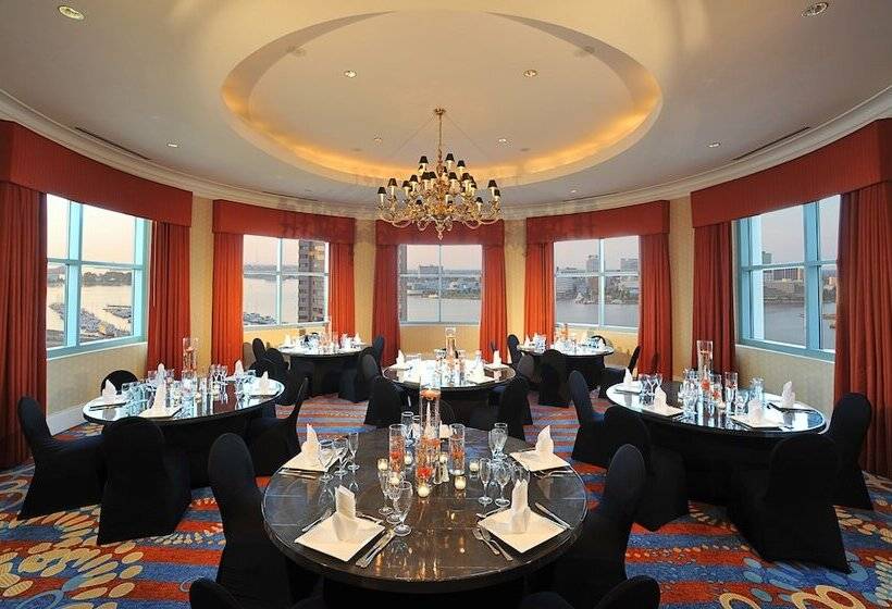 فندق Renaissance Portsmouthnorfolk Waterfront