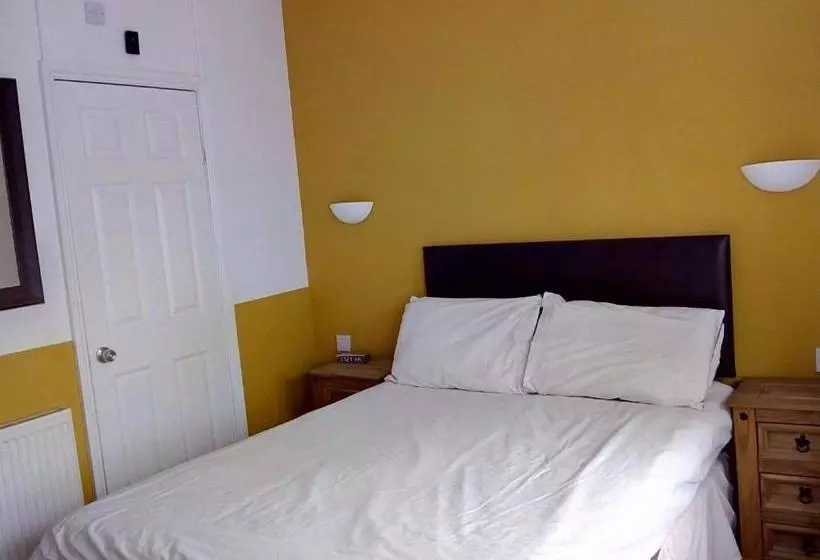 בית מלון כפרי Seamore Guest House