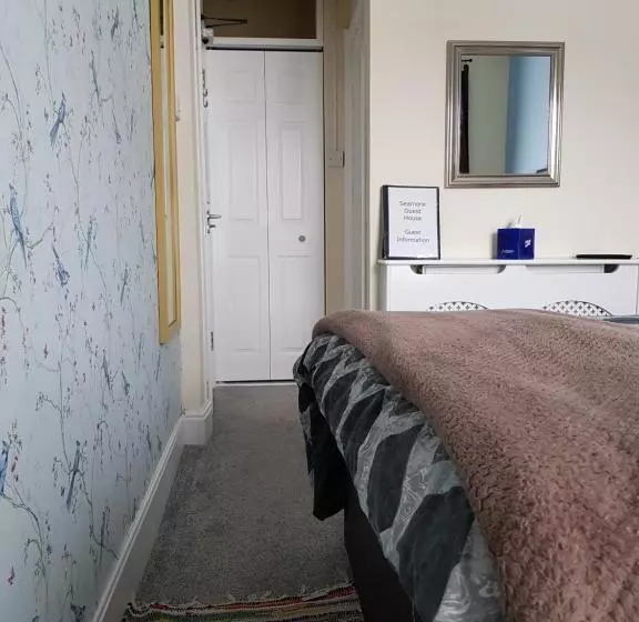 בית מלון כפרי Seamore Guest House