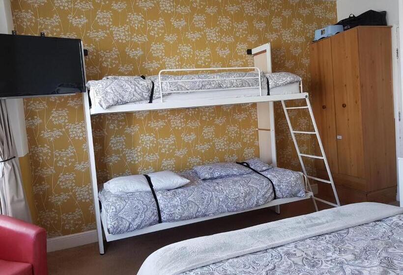 فندق Seamore Guest House