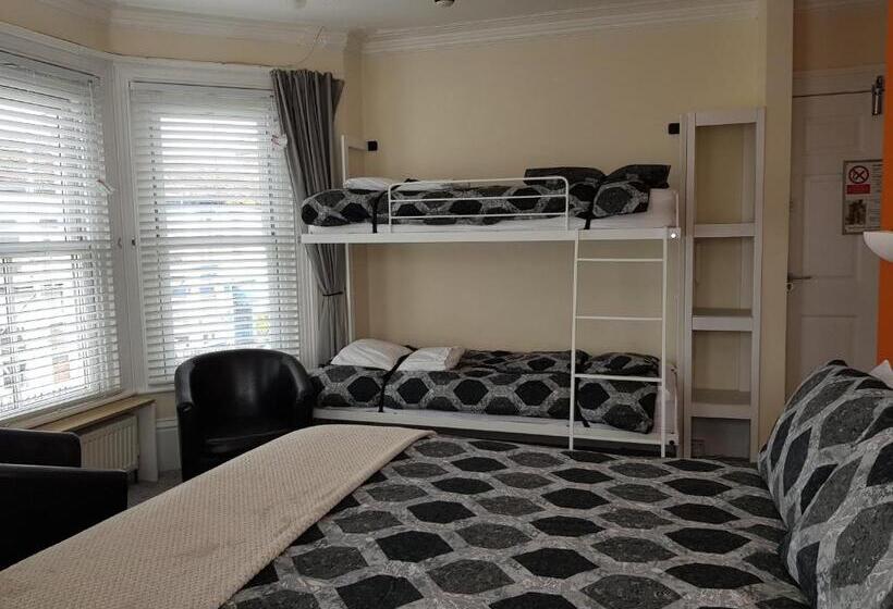 فندق Seamore Guest House