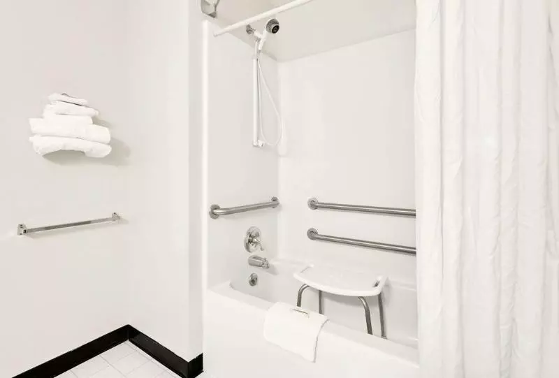 酒店 Super 8 By Wyndham Marshall