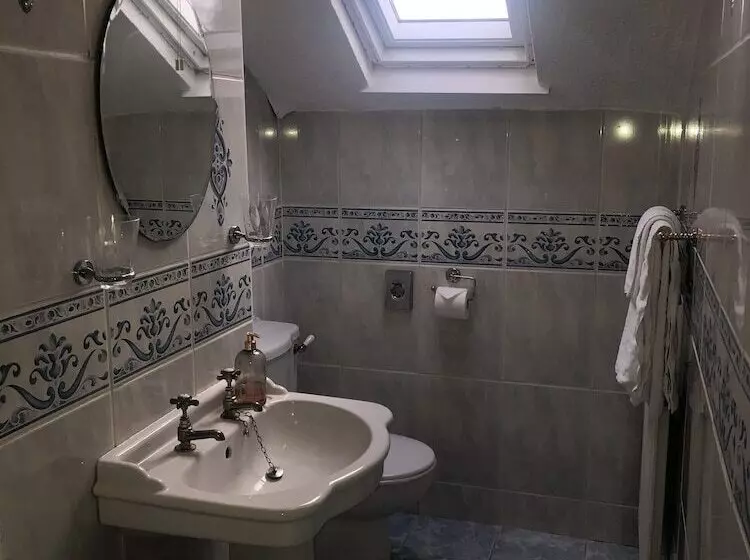 Отель White Lodge