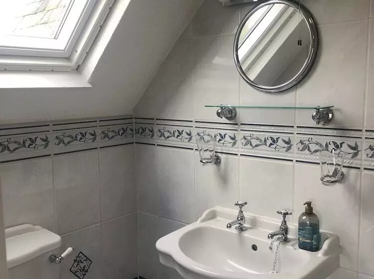 Отель White Lodge