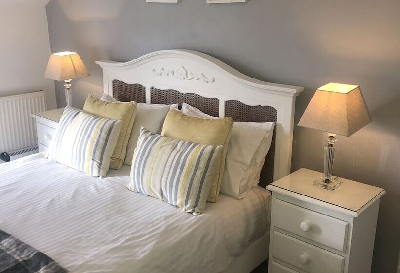 فندق White Lodge