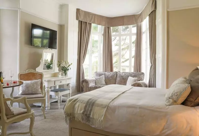 Отель White Lodge