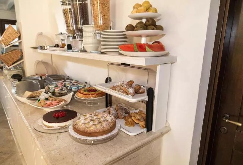 Отель Vecchia Marina