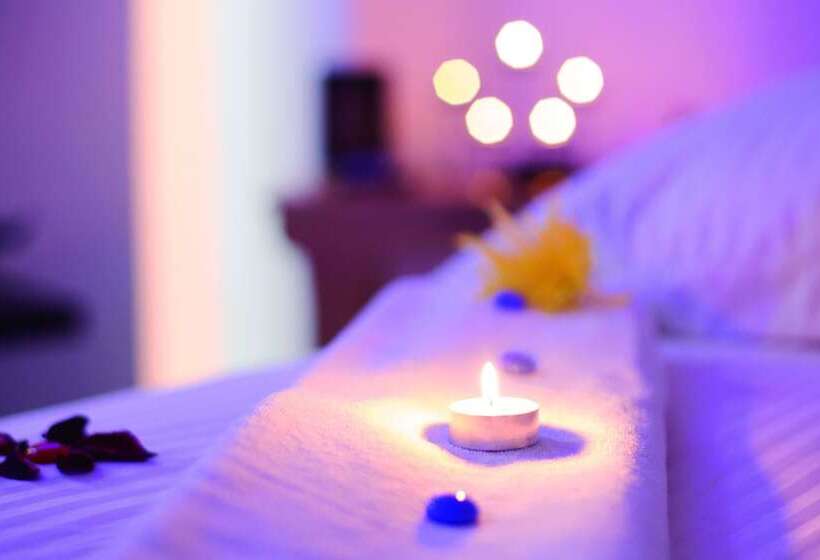 هتل Zi One Luxury