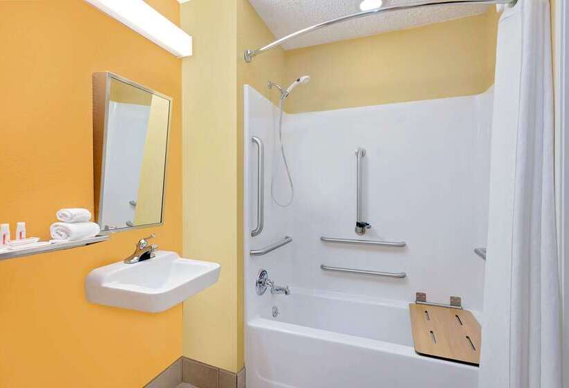 Microtel Inn & Suites By Wyndham Princeton