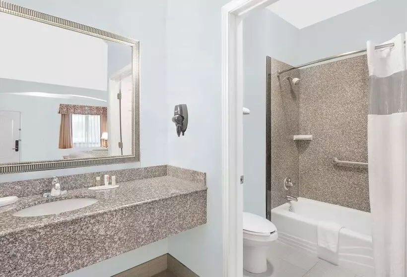 Мотель Days Inn By Wyndham Robstown