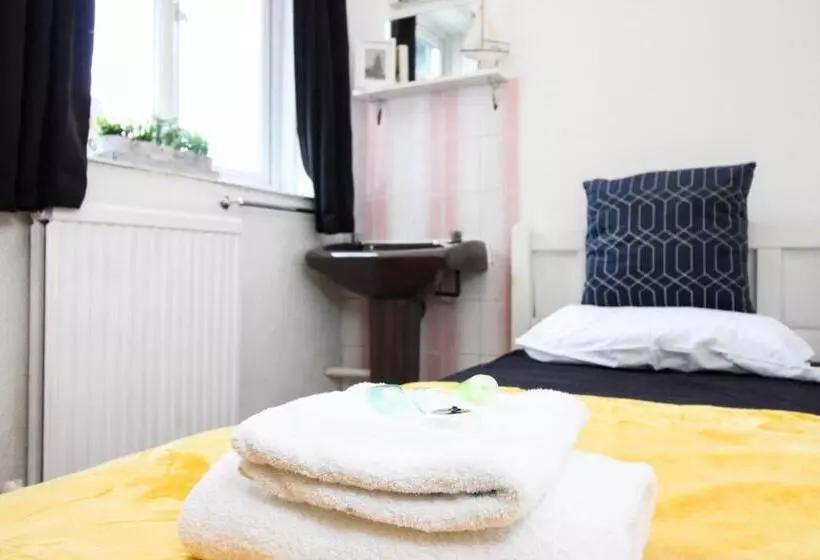 Nocleg ze śniadaniem Pebbles Guest House