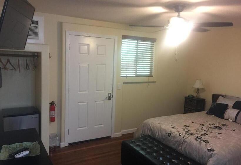 호텔 Aaron’s Cottage