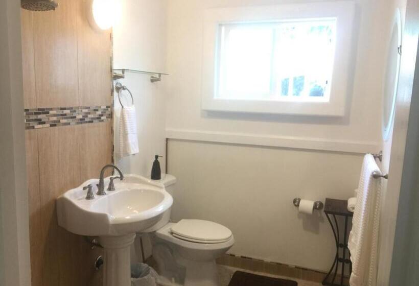 호텔 Aaron’s Cottage