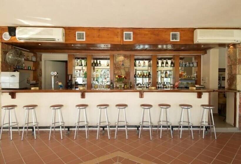 בית מלון כפרי Alkioni