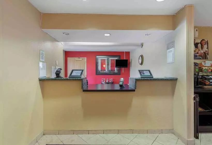 Отель Mainstay Suites Washington Dulles Airport