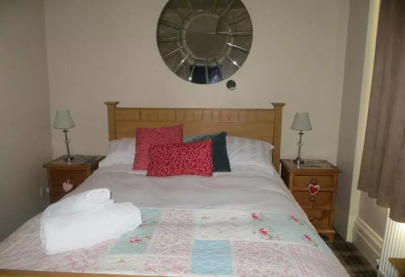 호텔 Moorgarth Guesthouse