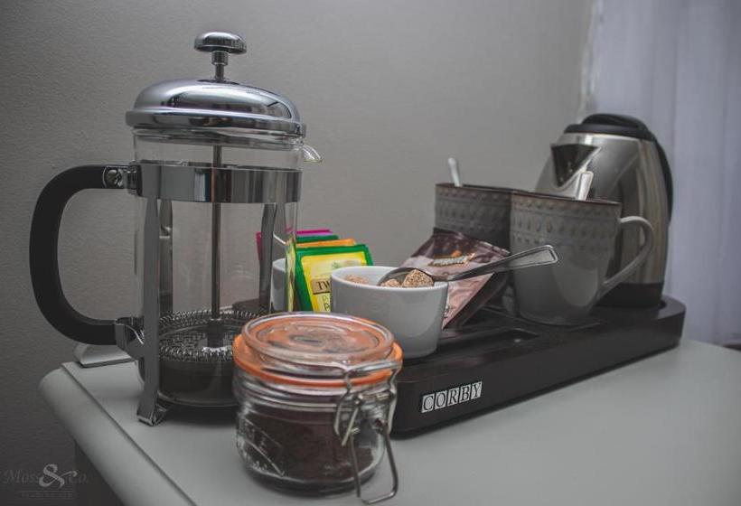 בית מלון כפרי The Angel Inn