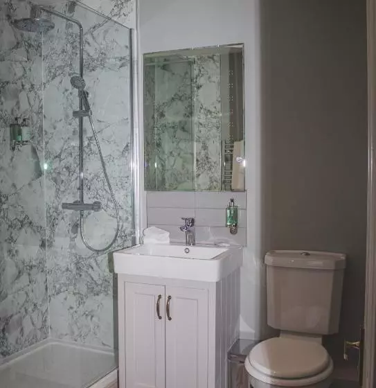 酒店 The Angel Inn