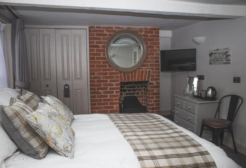 בית מלון כפרי The Angel Inn