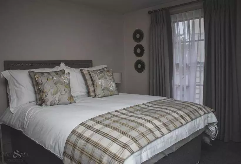 酒店 The Angel Inn