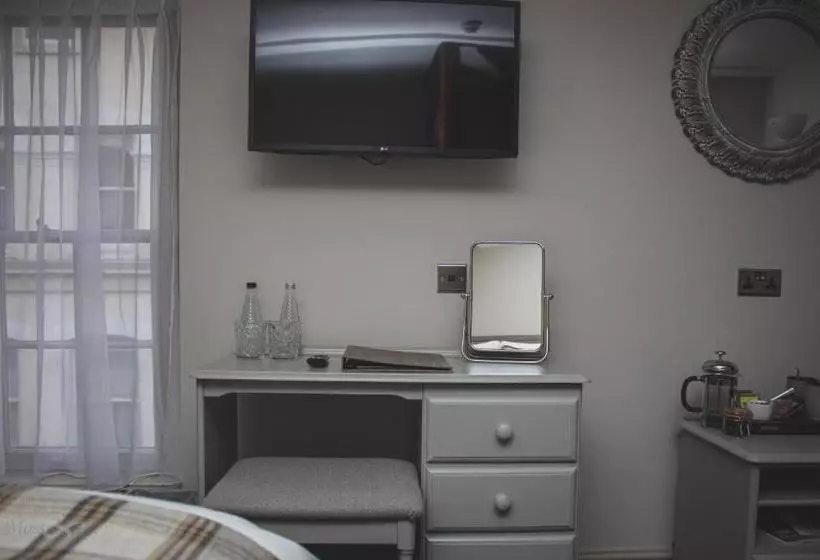 酒店 The Angel Inn