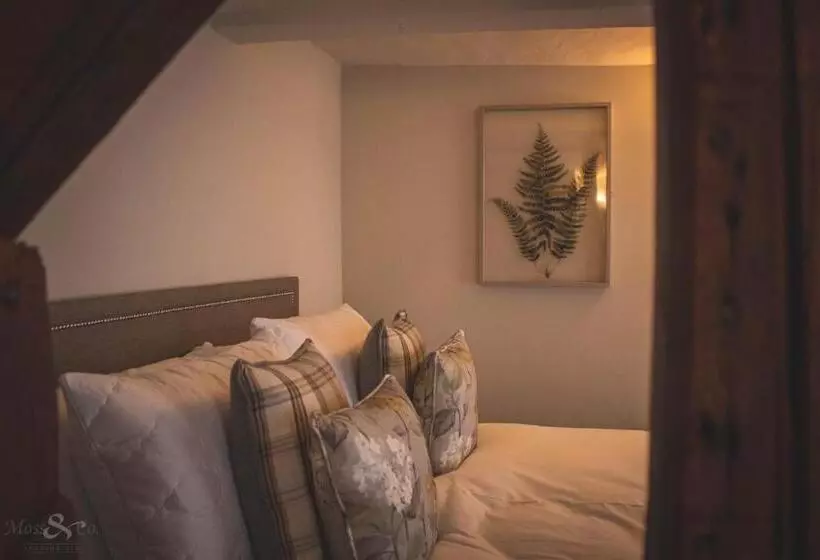 酒店 The Angel Inn