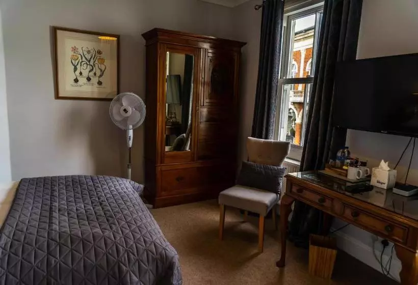 فندق Thyme At The Tavern