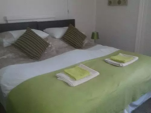 Hotel Trevali Guest House