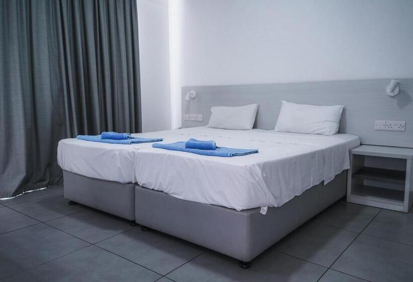 Kaos Hotel Apartments