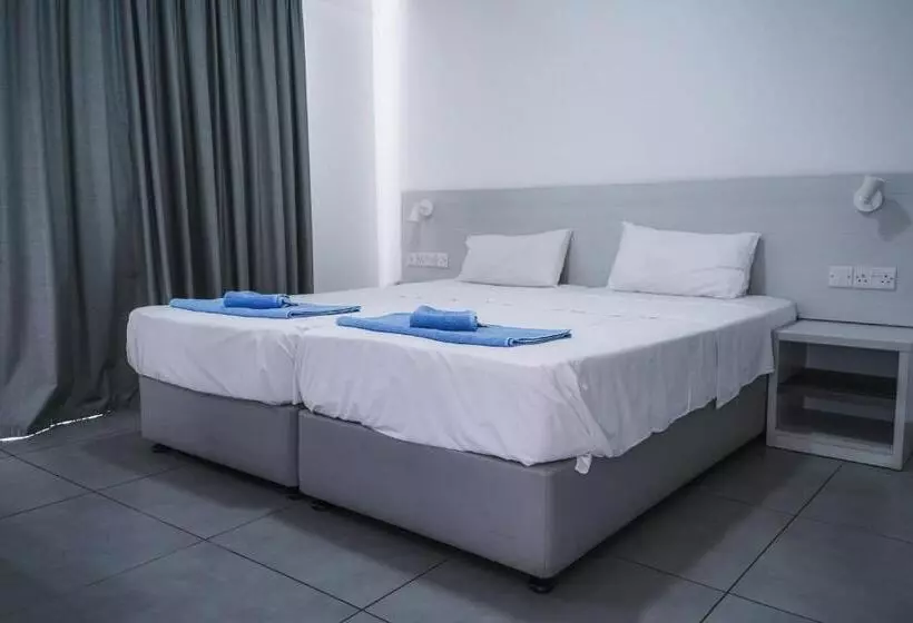 Kaos Hotel Apartments