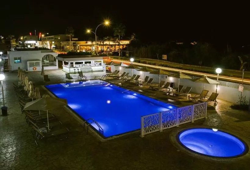 Kaos Hotel Apartments