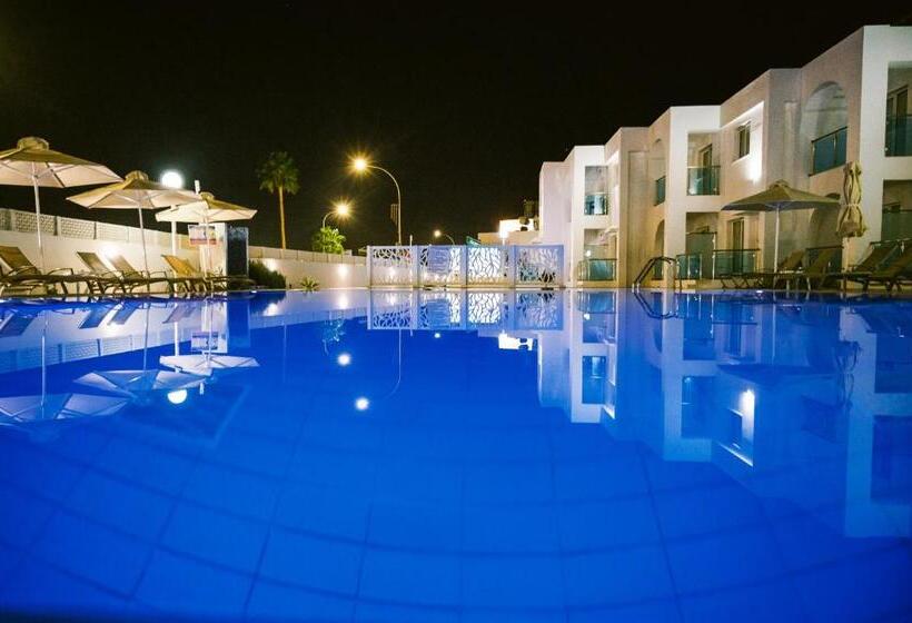 Kaos Hotel Apartments