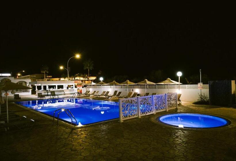 Kaos Hotel Apartments